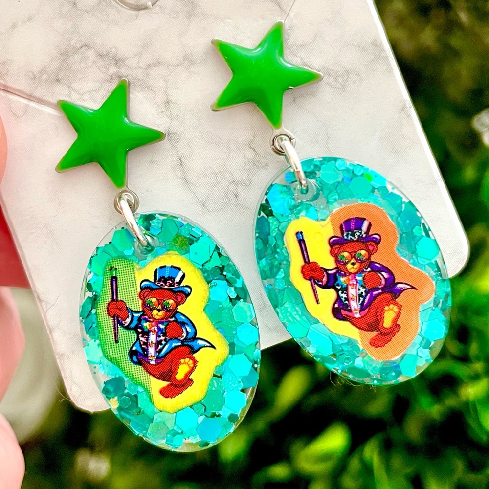 Hollywood Bear Sticker Earrings